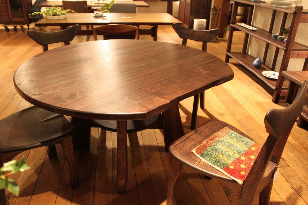 栗あずき135半月テーブル Table Products マルカ木工
