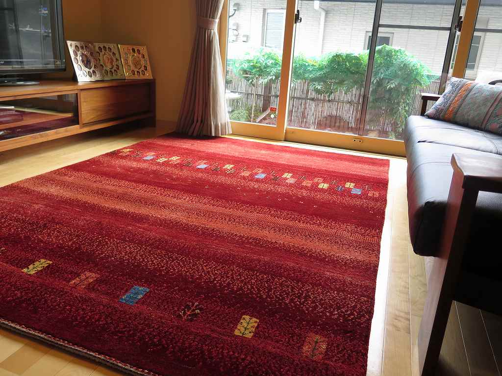 優しい絨毯 | マルカ木工