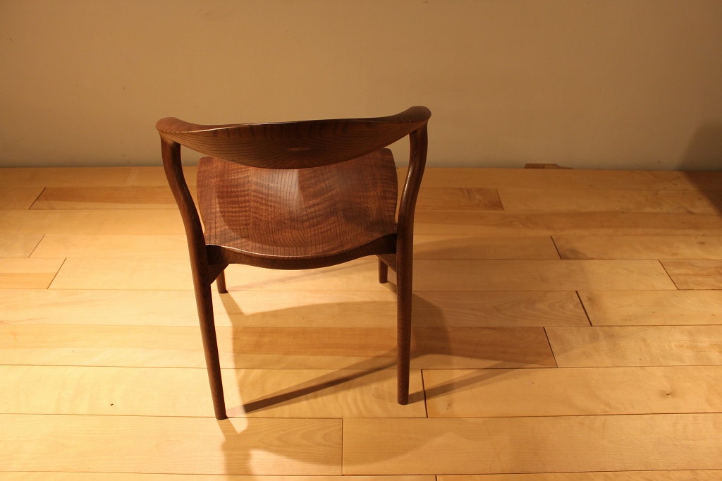 製品写真4 | KAMUIチェア | Chair | Products | マルカ木工