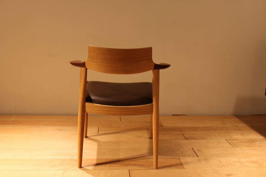 製品写真3 | WOC-161 | Chair | Products | マルカ木工