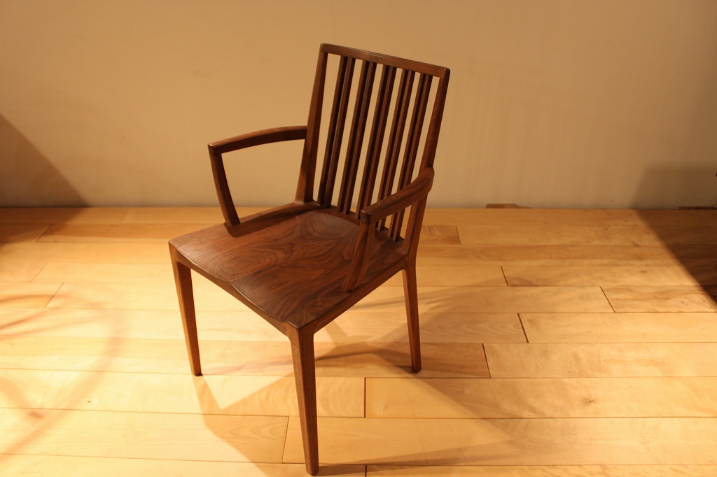 製品写真1 | 和坐アームチェア | Chair | Products | マルカ木工