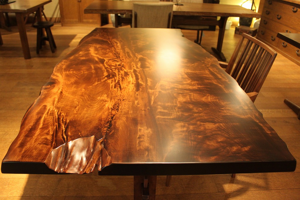 製品写真2 | 栃1600テーブル | Table | Products | マルカ木工