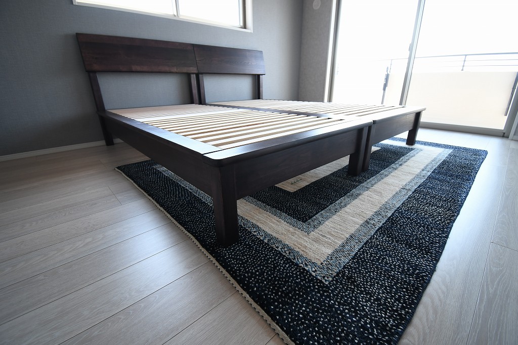 新居のためにベッドフレームを追加｜マンション | マルカ木工