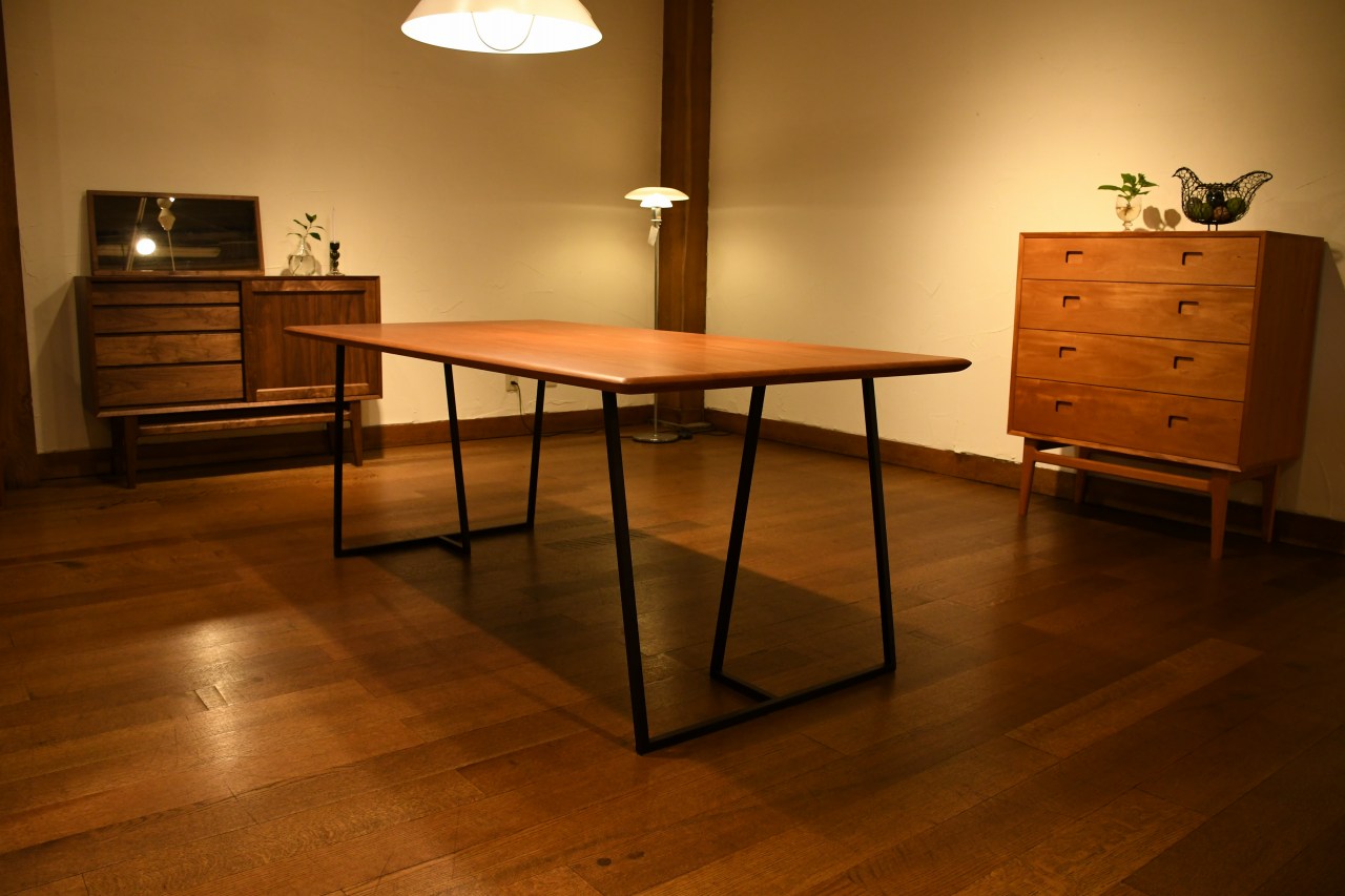 マホガニー　スチールレッグテーブル | マルカ木工