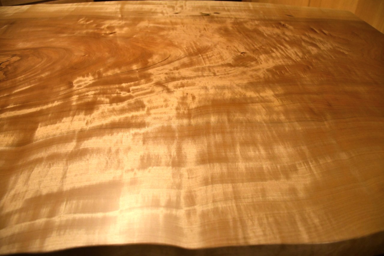 製品写真4 | 1850栃一枚板テーブル | Table | Products | マルカ木工