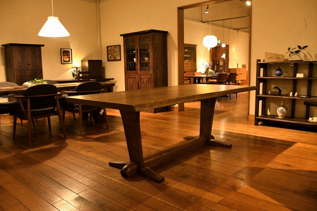 水楢　２０００二枚板テーブル | マルカ木工