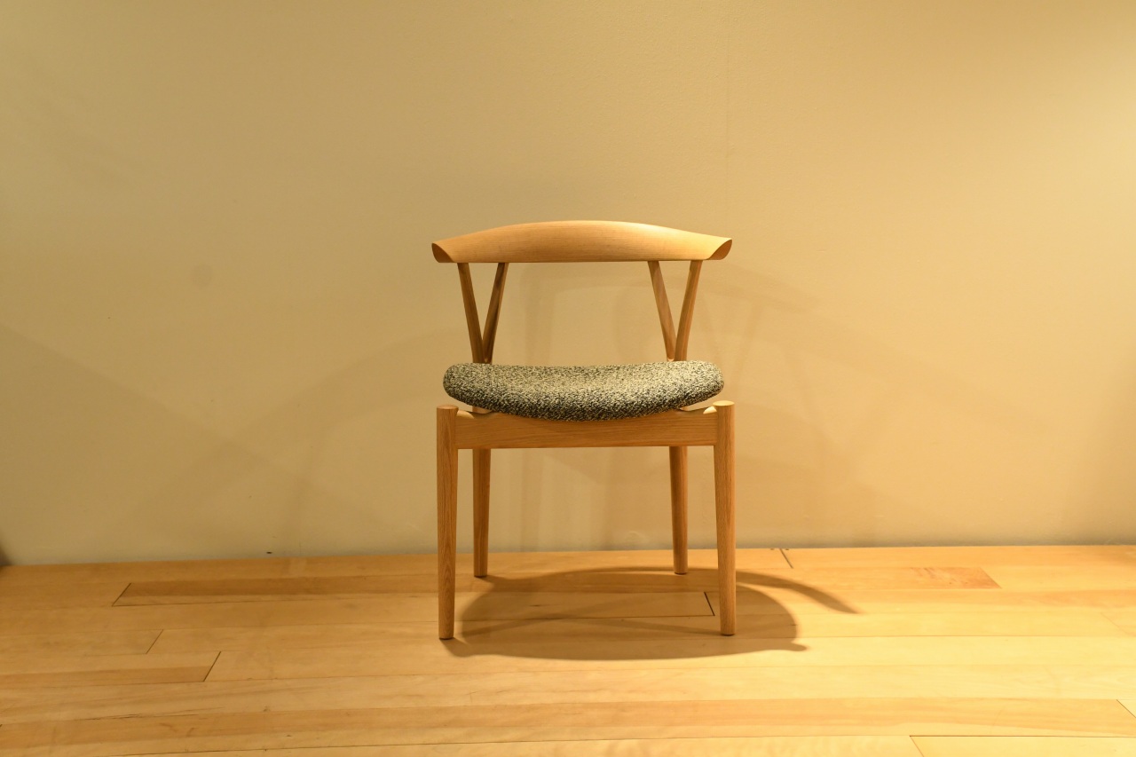 製品写真1 | SCOP   ピースチェア| Chair | Products | マルカ木工