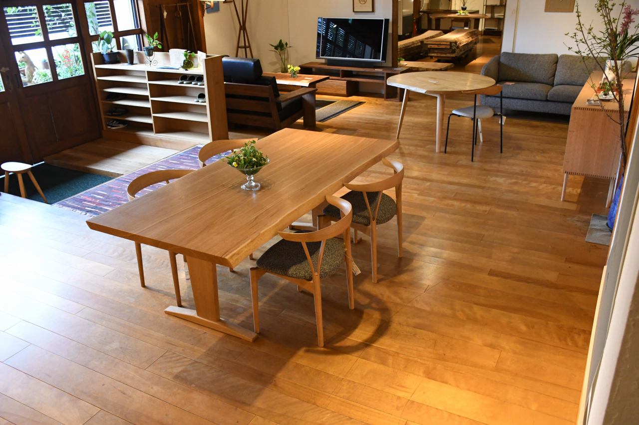 水楢2000ブックマッチテーブル  | マルカ木工