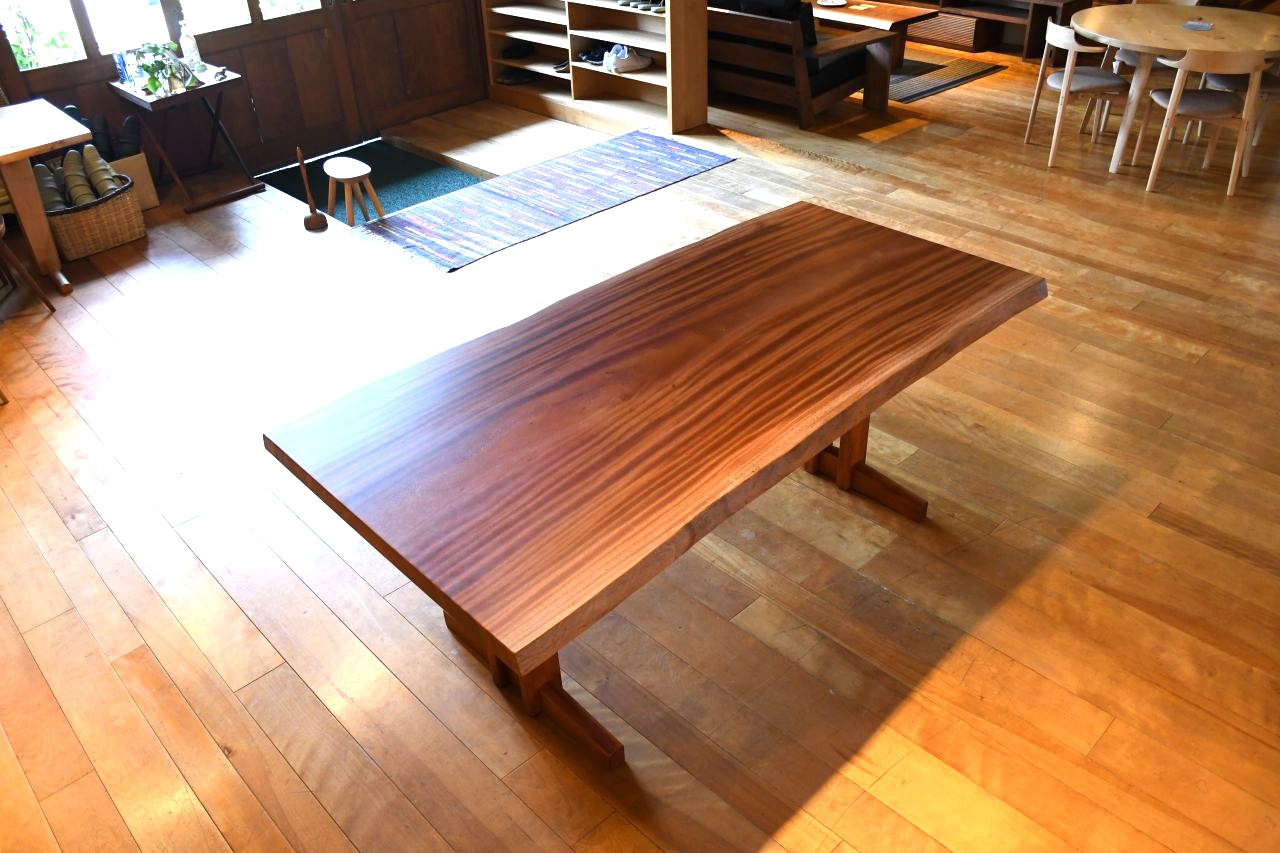 マホガニー　1800一枚板テーブル | マルカ木工